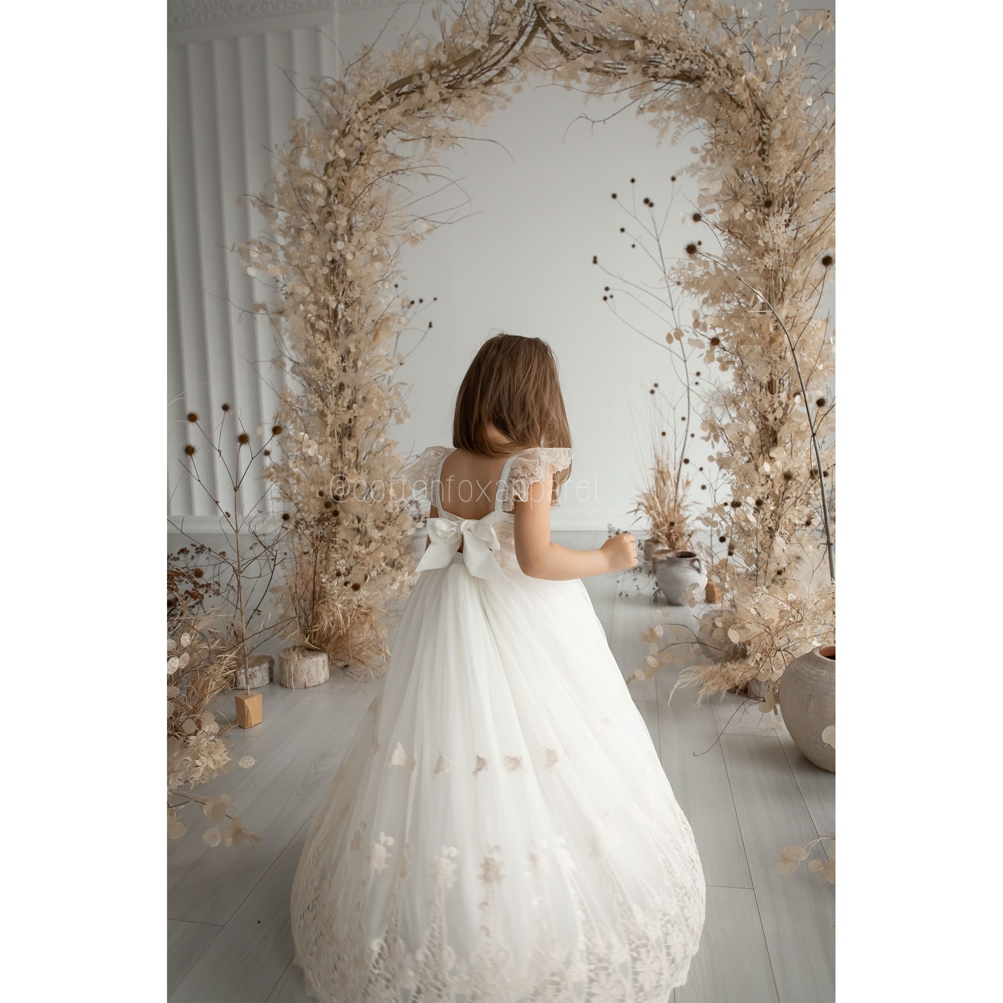 One Shoulder with Flower Flower Girl Dress Ivory
